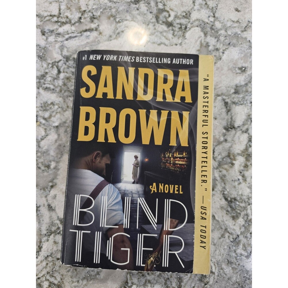 Blind Tiger - Paperback By Brown, Sandra  9781538751978